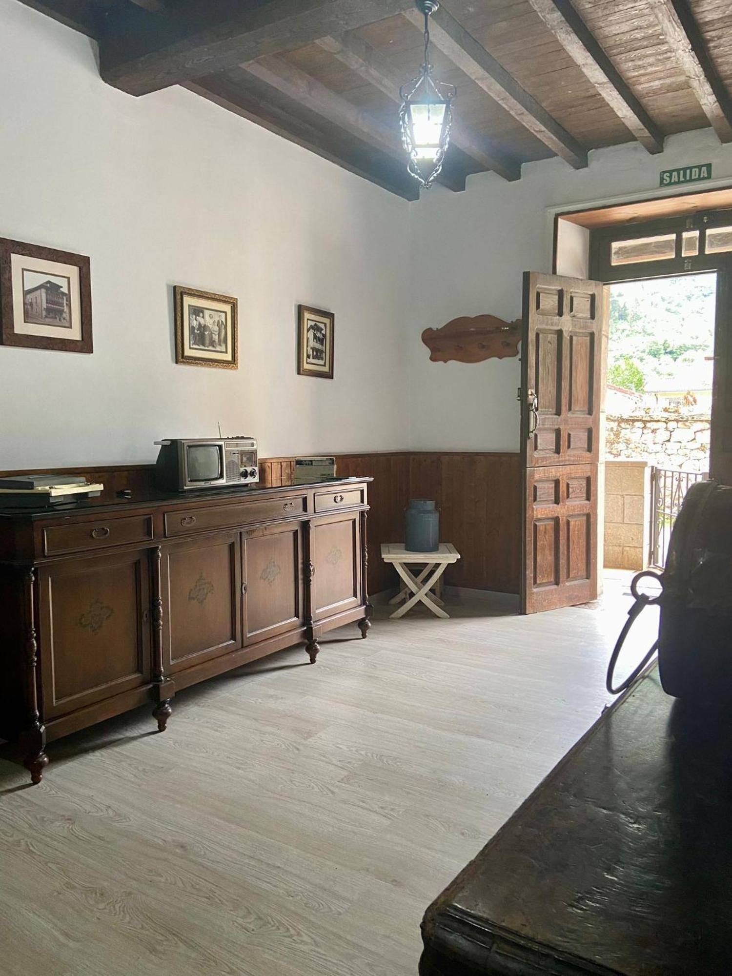 הוילה ארנאס דה קבראלס La Casona De Ardines מראה חיצוני תמונה
